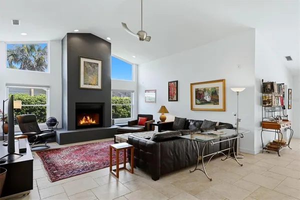 $950,000 | 3906 Spyglass Hill Road, Sarasota, FL 34238