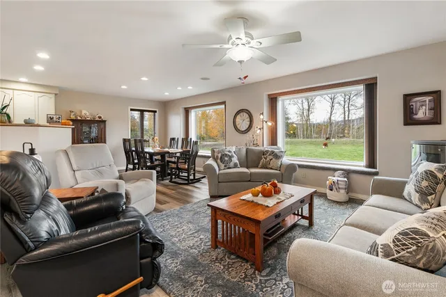 $619,900 | 107 South Pass Road, Unit 14, Nooksack, WA 98276