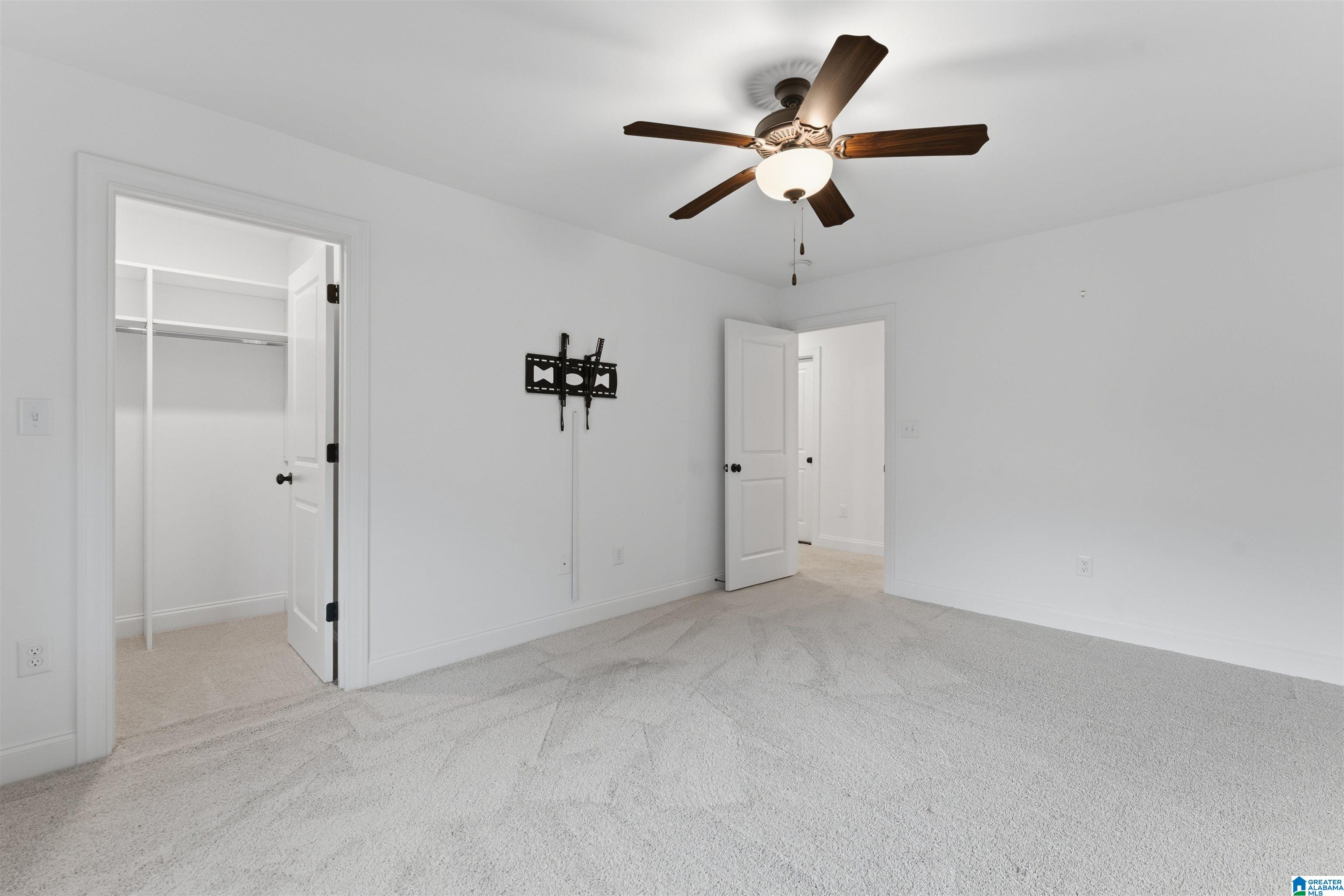 213 Kinross Circle Pelham, AL 35124 - Photo 34 of 46