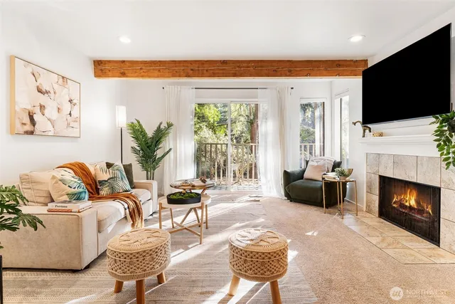 $515,000 | 3905 108th Avenue Northeast, Unit B102, Bellevue, WA 98004