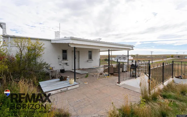 $500,000 | 200 Main Street, Lost Springs, WY 82229