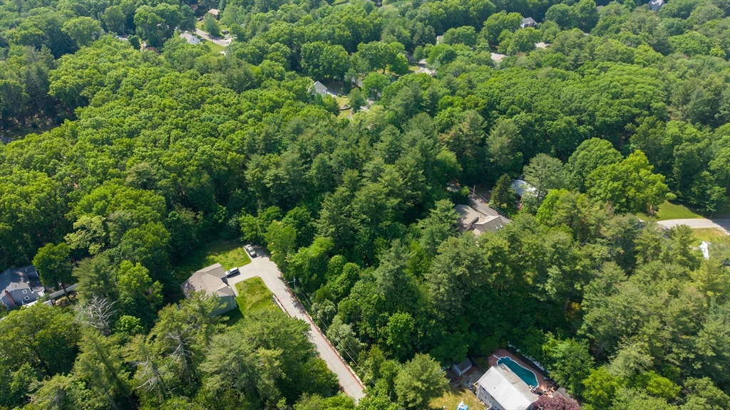 31 Lee Road North Reading, MA 01864 - Photo 9 of 18