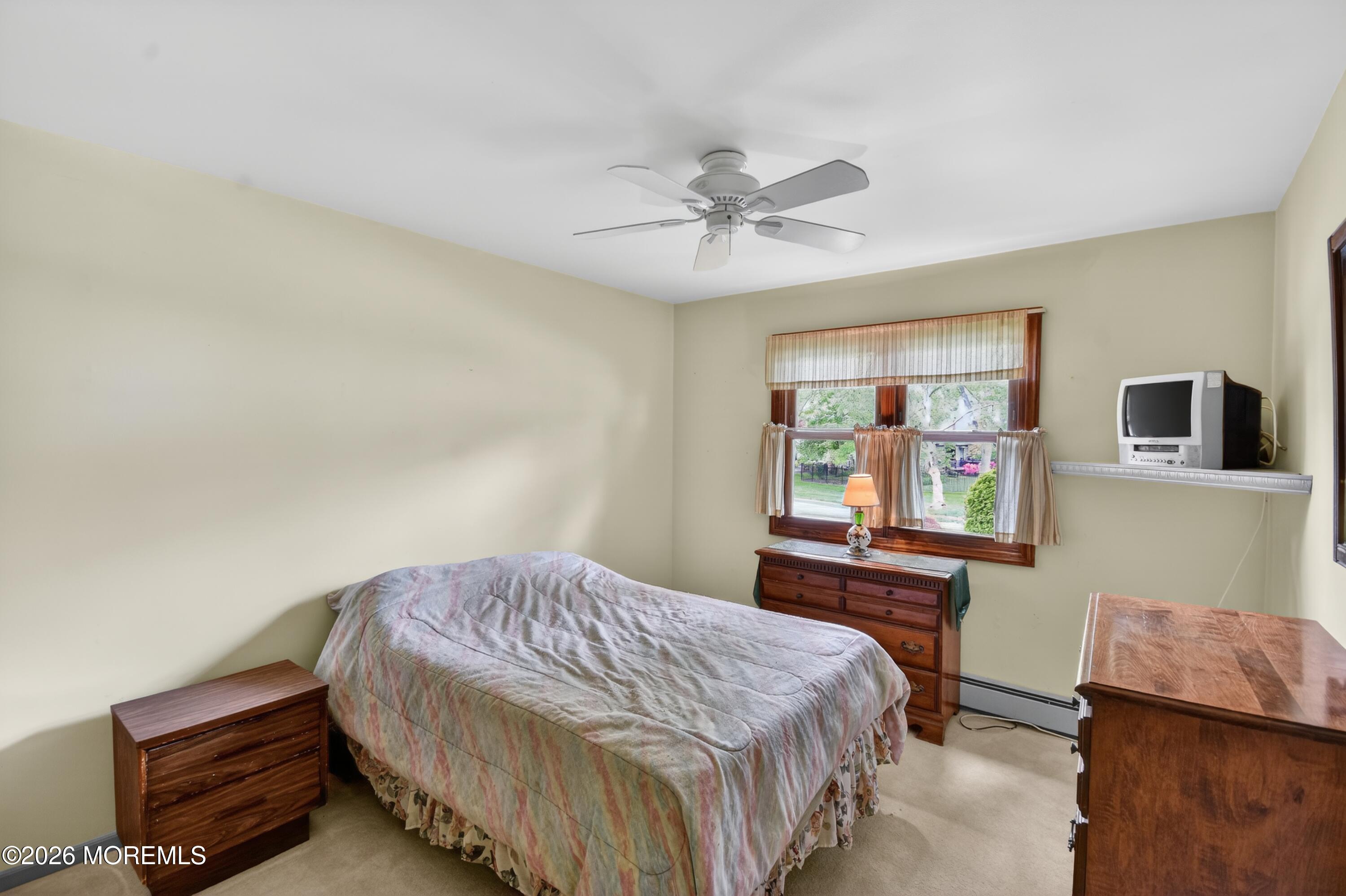 17 Point O Woods Road Middletown, NJ 07748 - Photo 28 of 60 49_17_Point_O_Woods_Rd-Bedroom-0096