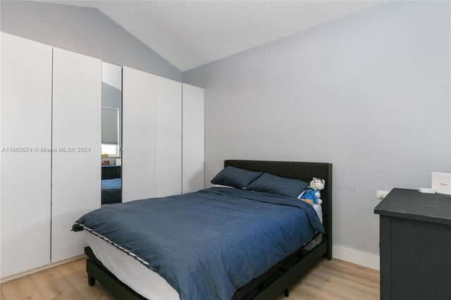 a view of bathroom with shower