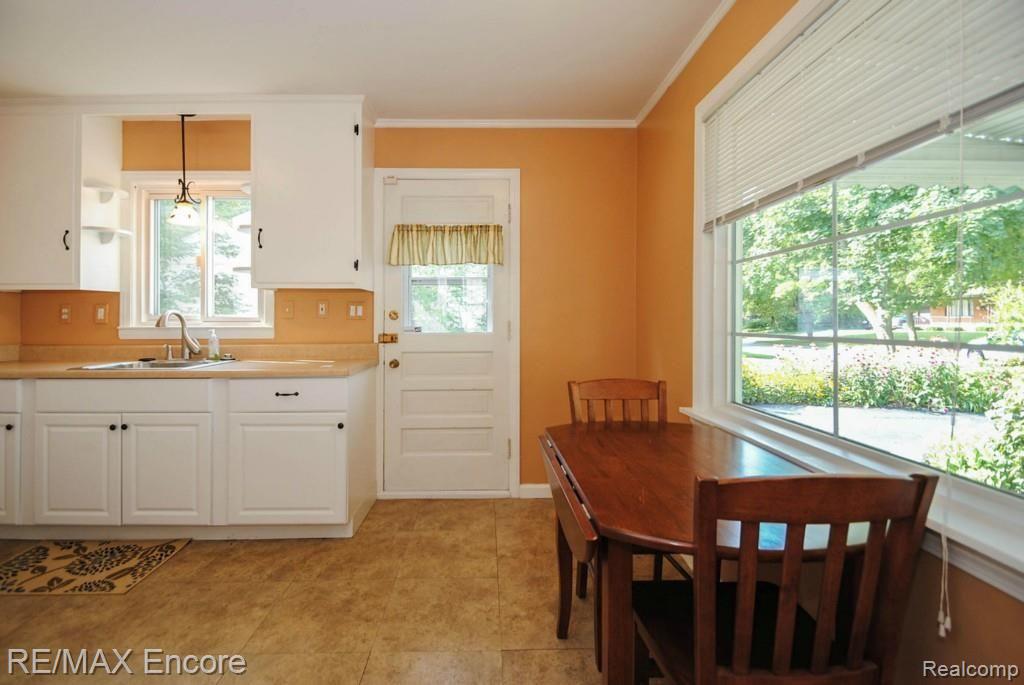 3830 Durham Road Royal Oak, MI 48073 - Photo 12 of 22
