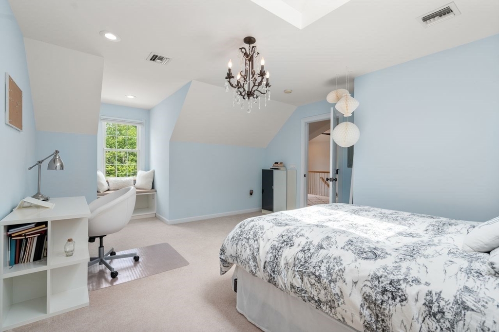 69 Rachael Terrace Westfield, MA 01085 - Photo 25 of 42