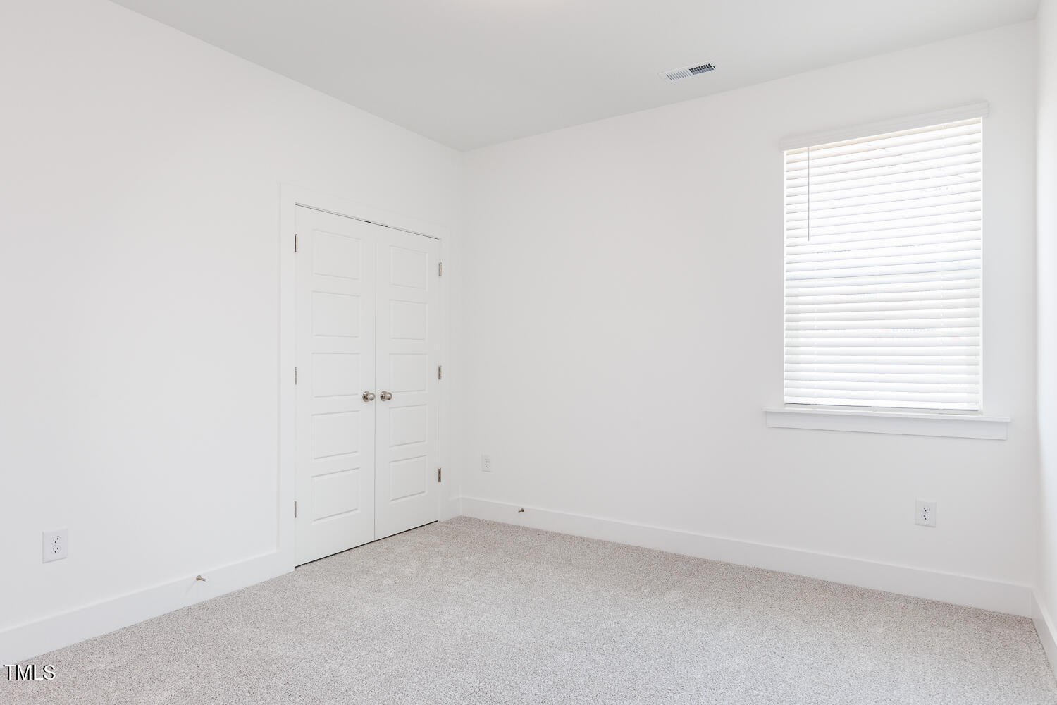 63 Tee Time Terrace Four Oaks, NC 27524 - Photo 15 of 36 an empty room with a window