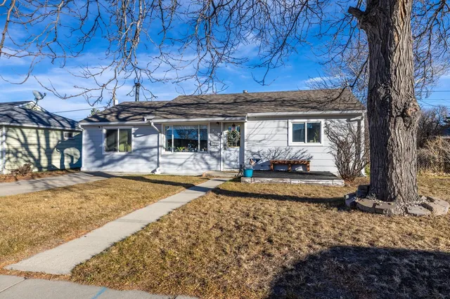 $199,900 | 305 Lark Street, Casper, WY 82609