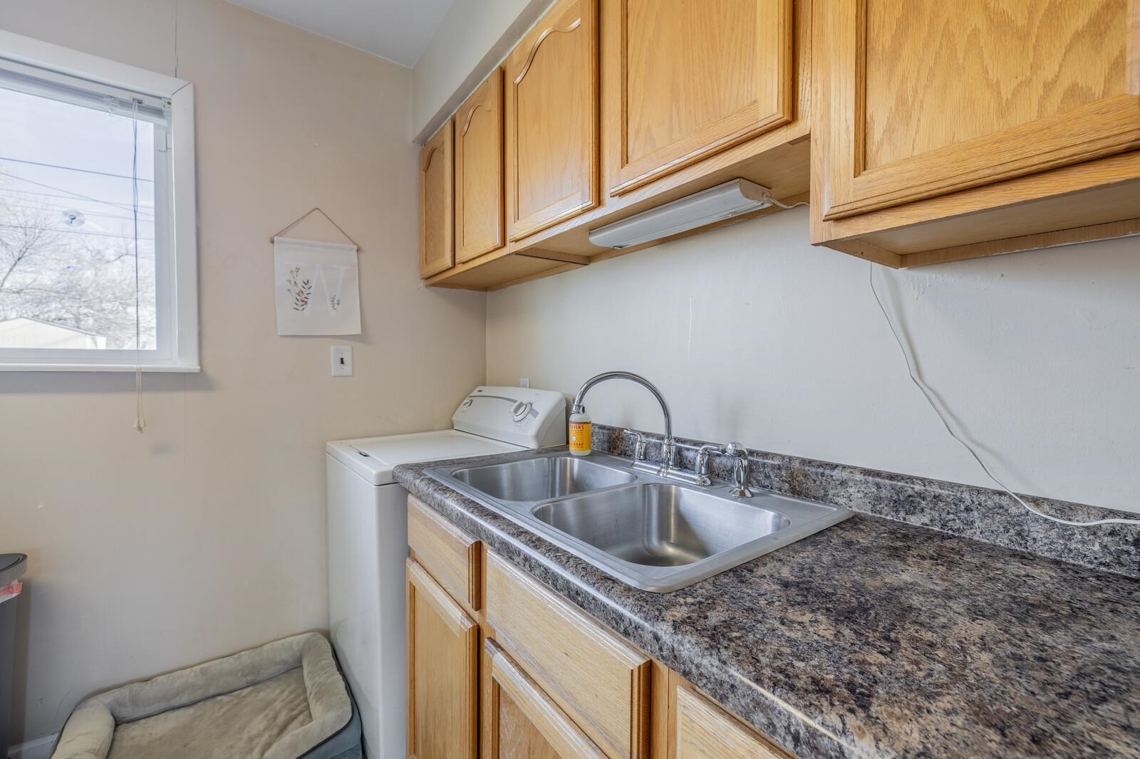 305 Lark Street Casper, WY 82609 - Photo 13 of 24