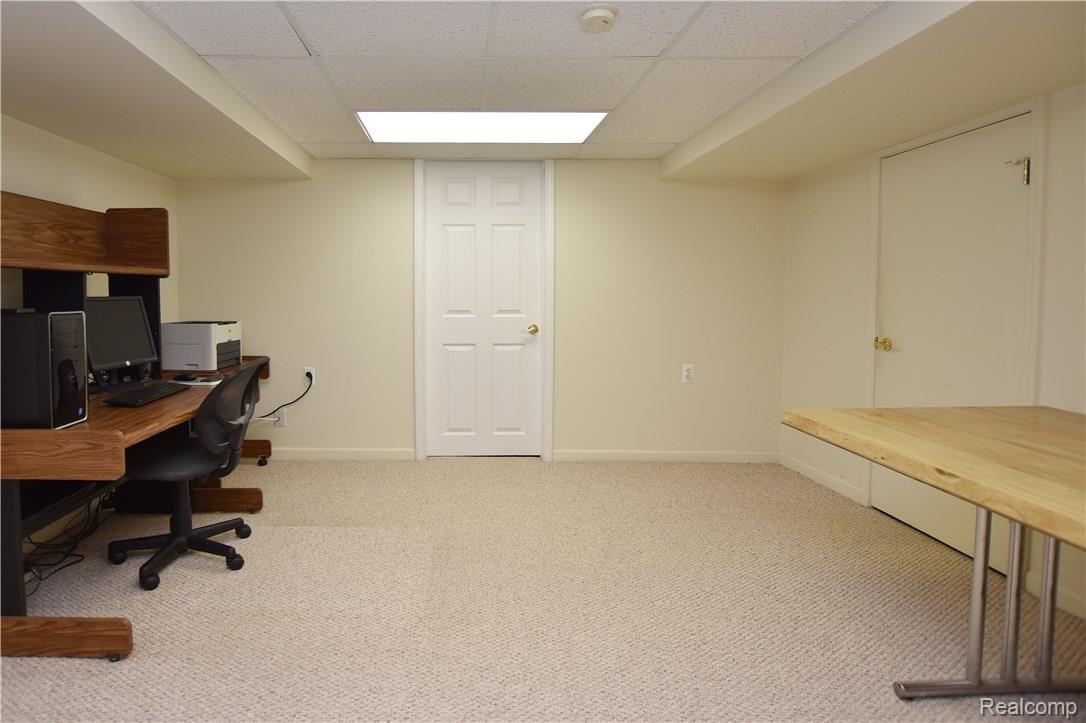 3523 Salem Road Troy, MI 48084 - Photo 30 of 38 Salem3523_30.JPG