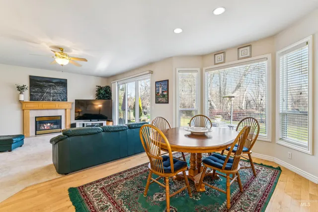 $852,500 | 1506 South Willow Lake Place, Eagle, ID 83616