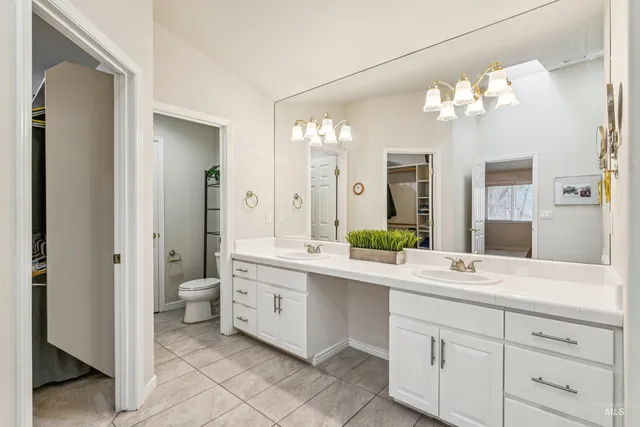 $852,500 | 1506 South Willow Lake Place, Eagle, ID 83616