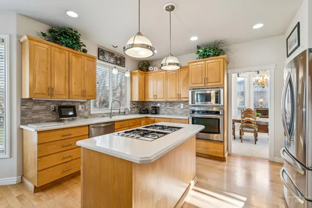 $852,500 | 1506 South Willow Lake Place, Eagle, ID 83616