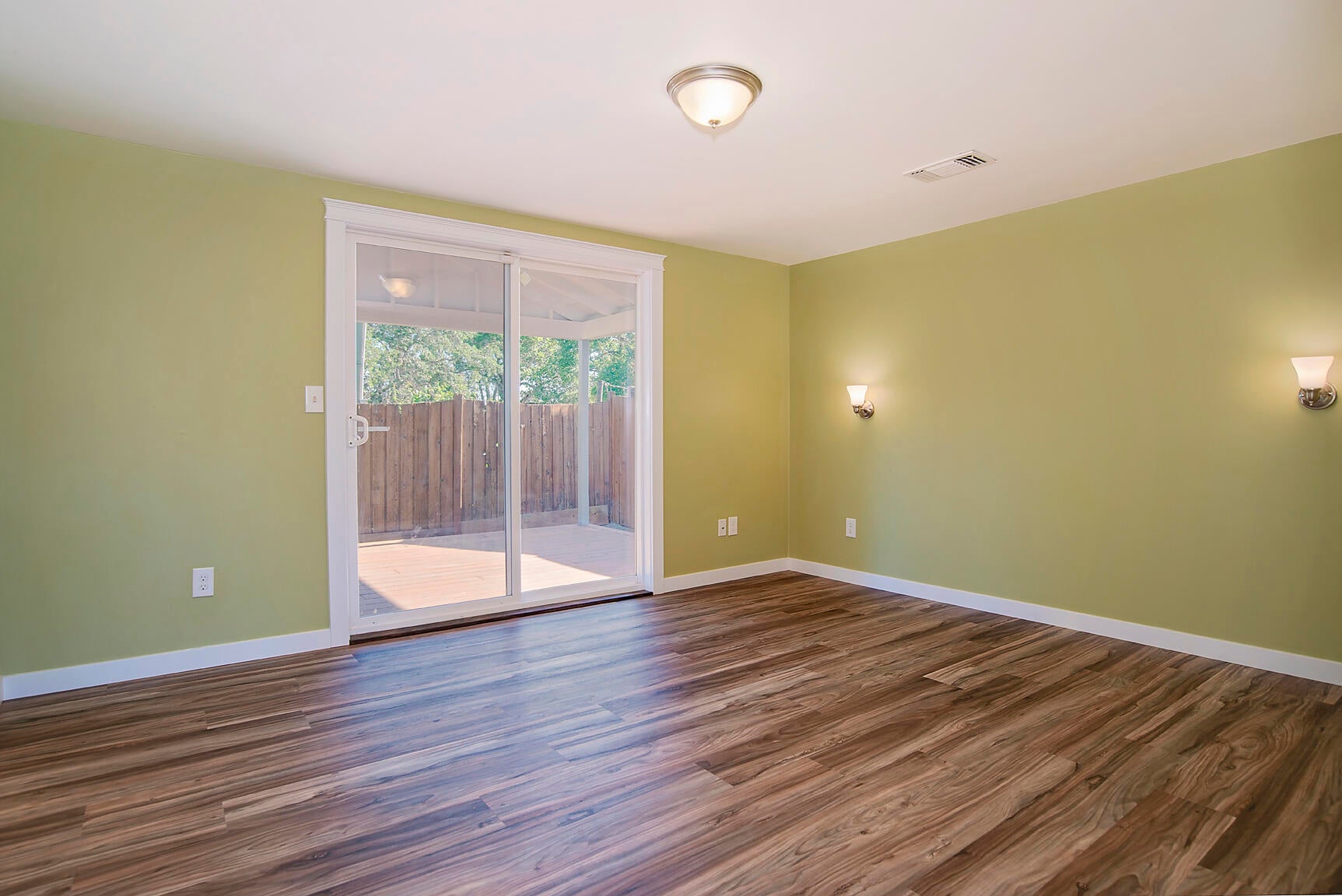 6119 Table Rock Road Central Point, OR 97502 - Photo 14 of 24 Master