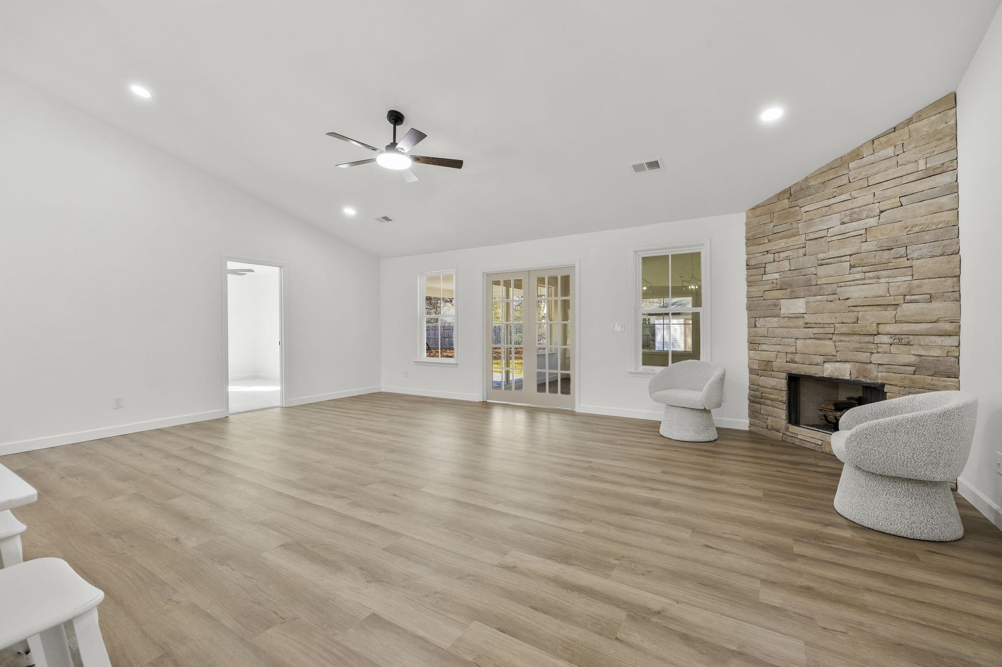 206 Dexter Bend Court Fountain Inn, SC 29644 - Photo 11 of 45