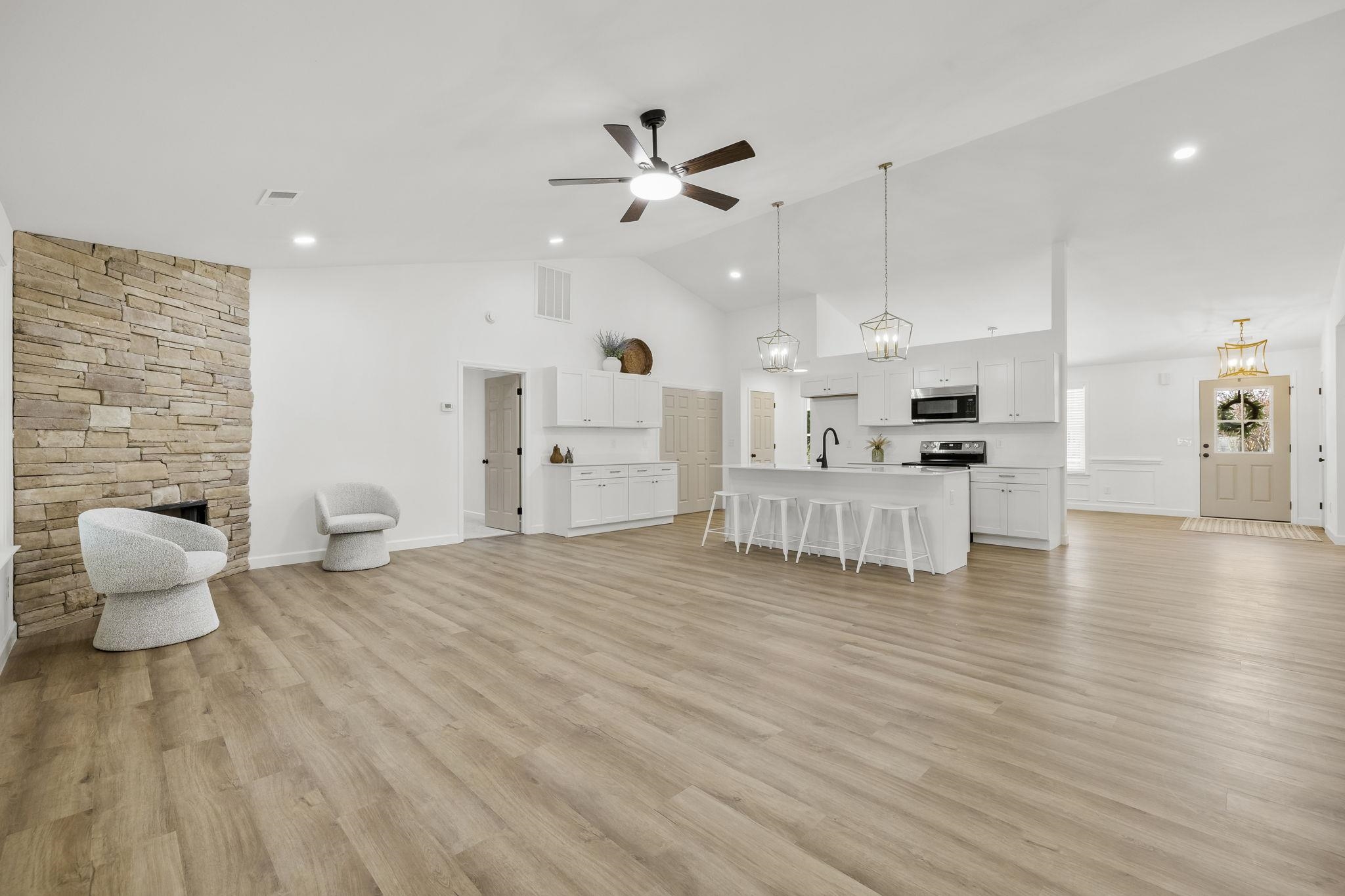 206 Dexter Bend Court Fountain Inn, SC 29644 - Photo 17 of 49
