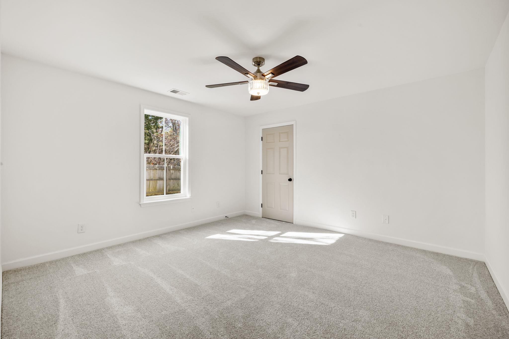 206 Dexter Bend Court Fountain Inn, SC 29644 - Photo 8 of 45