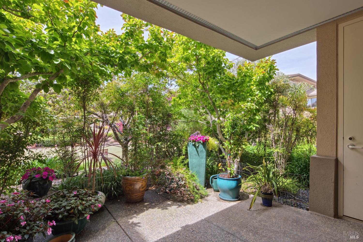 300 Deer Valley Road, Unit 2K San Rafael, CA 94903 - Photo 11 of 22