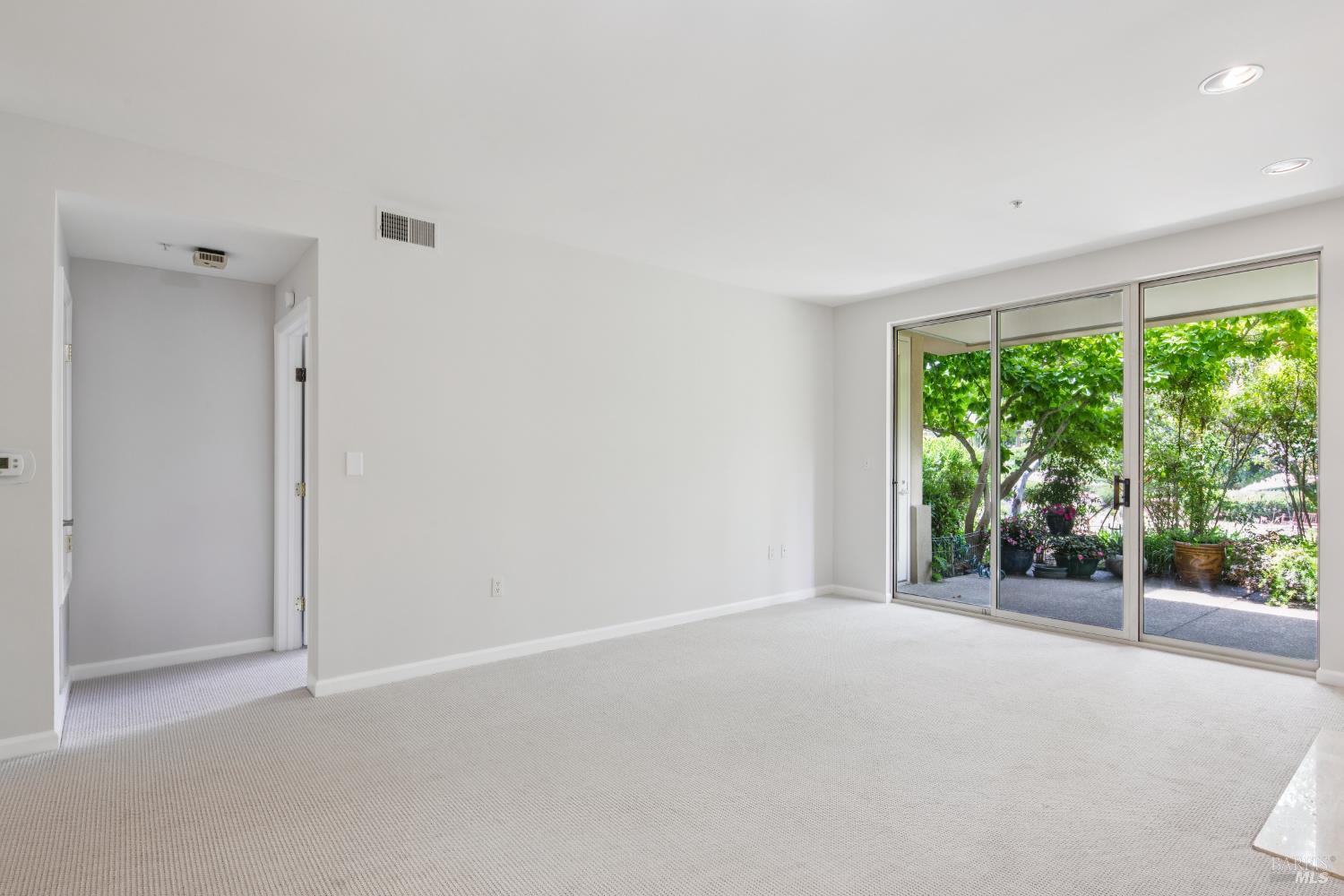 300 Deer Valley Road, Unit 2K San Rafael, CA 94903 - Photo 19 of 22