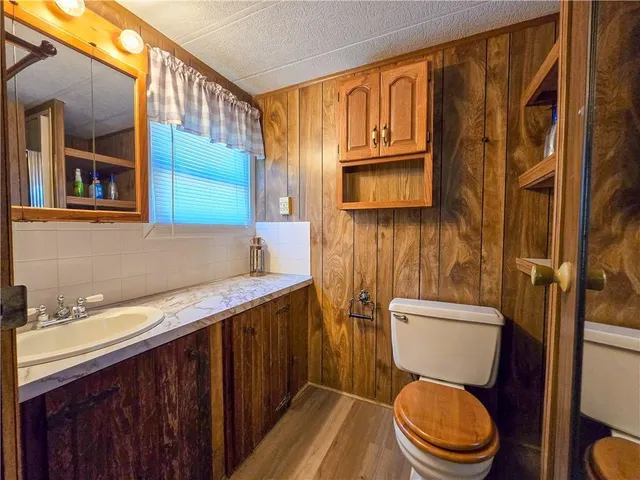 $148,500 | Park Avenue, Hartford, KS 66854