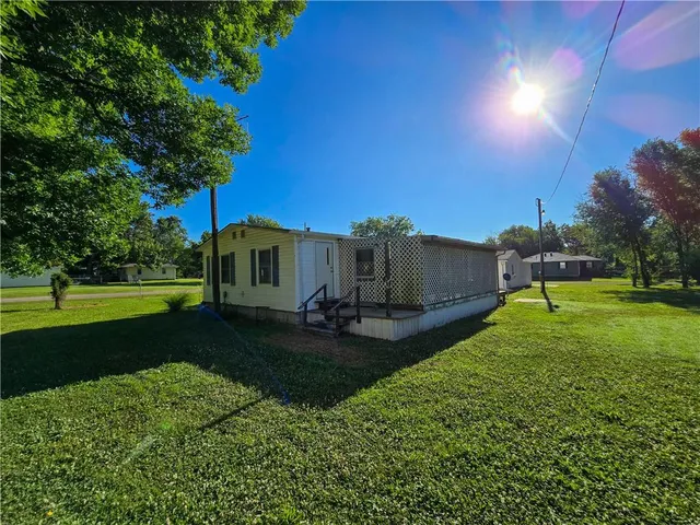 $148,500 | Park Avenue, Hartford, KS 66854