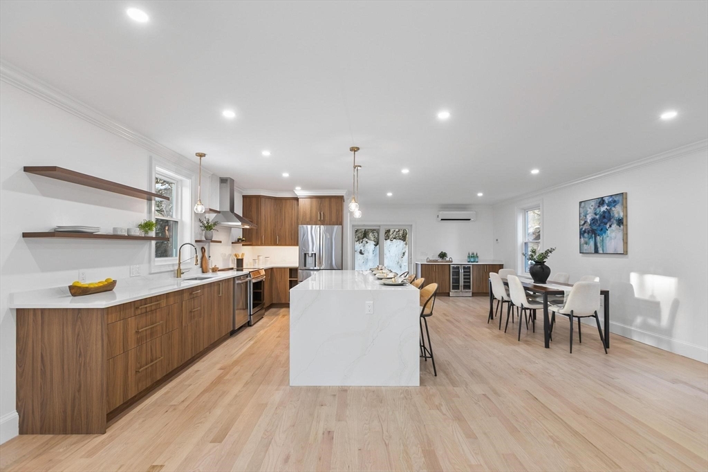 25 Landry Road Medford, MA 02155 - Photo 12 of 40