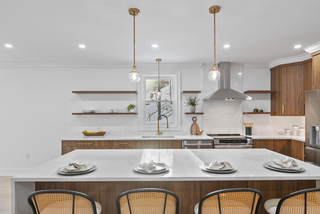 25 Landry Road Medford, MA 02155 - Photo 16 of 40