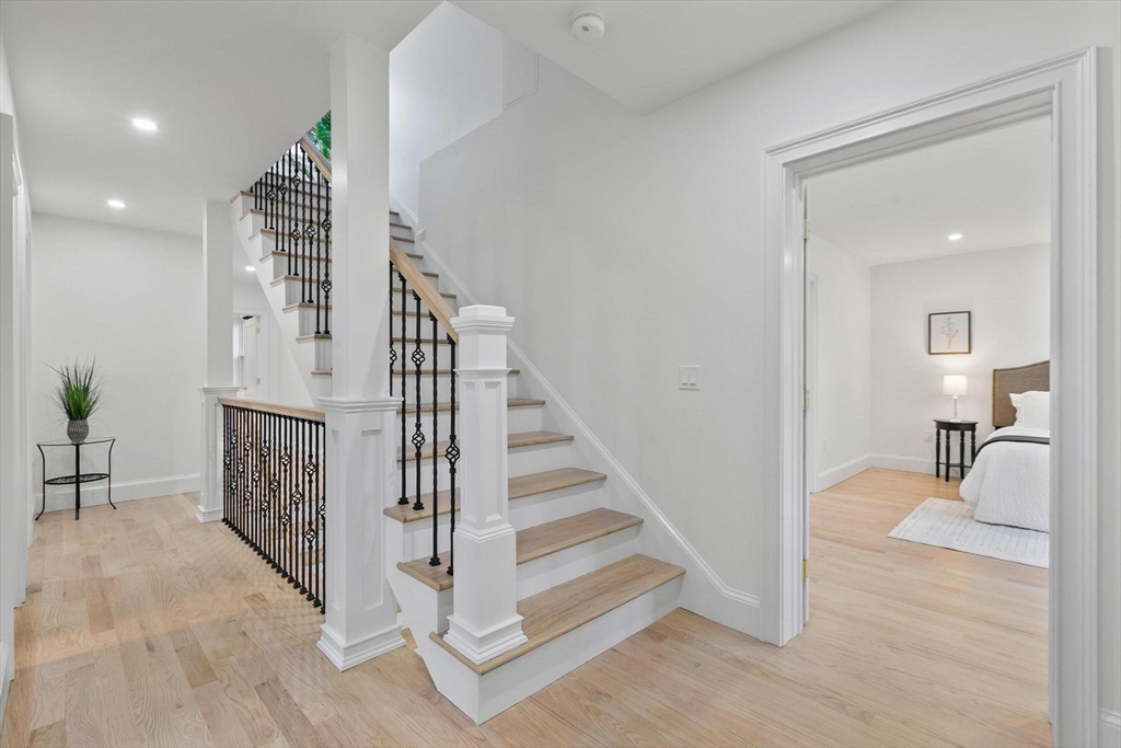 25 Landry Road Medford, MA 02155 - Photo 21 of 40