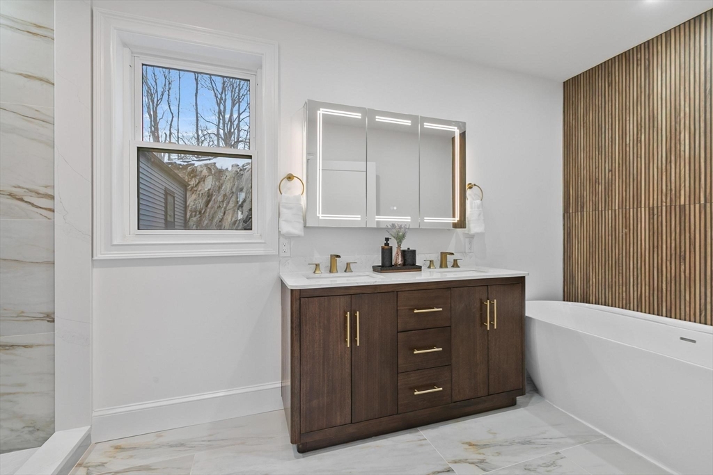 25 Landry Road Medford, MA 02155 - Photo 25 of 40