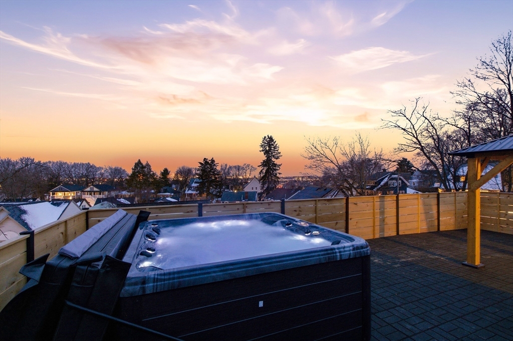 25 Landry Road Medford, MA 02155 - Photo 38 of 40