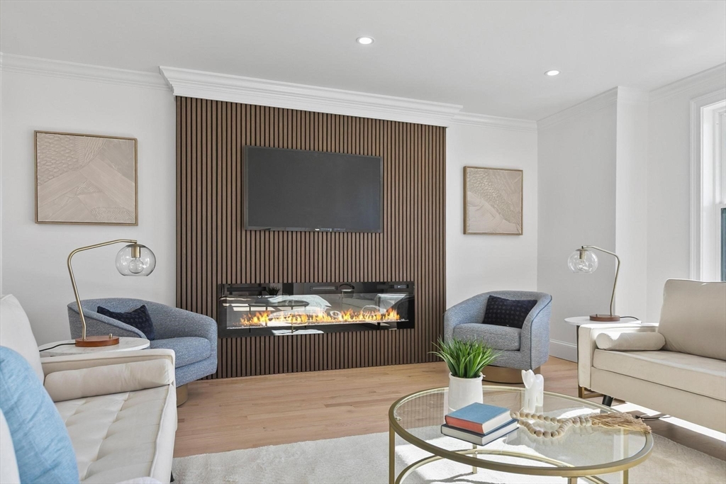 25 Landry Road Medford, MA 02155 - Photo 9 of 40