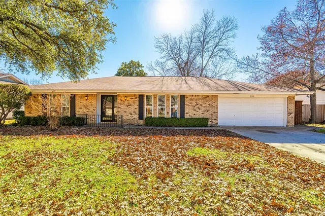 $340,000 | 2100 Friar Tuck Drive, Arlington, TX 76013