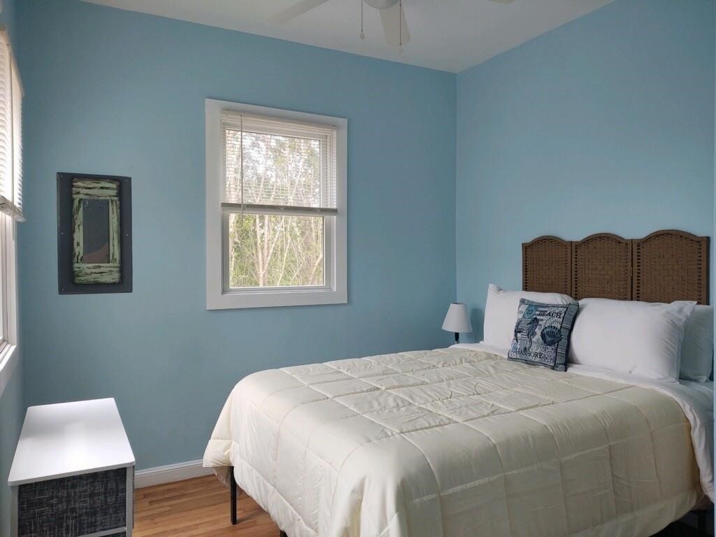 17 Crescent Road Middletown, RI 02842 - Photo 16 of 22