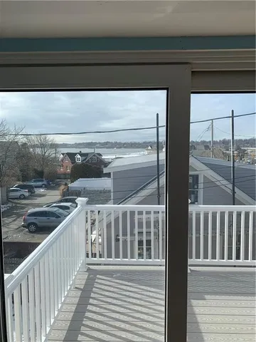 $3,000 | 17 Crescent Road, Middletown, RI 02842