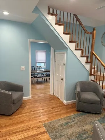 $3,000 | 17 Crescent Road, Middletown, RI 02842