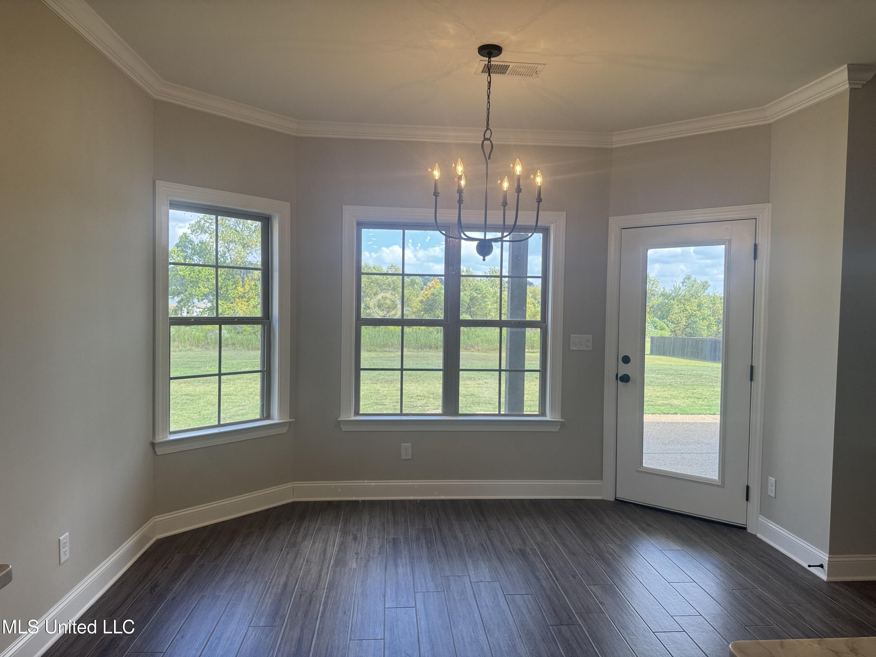 5322 Grays Valley Drive Hernando, MS 38632 - Photo 17 of 39 Breakfast area