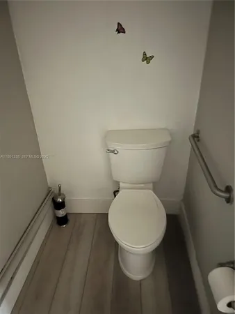 $1,900 | 149 Bentley Drive, Unit 151, Miami Springs, FL 33166