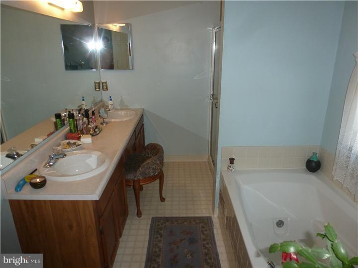 306 East Silver Fox Road Newark, DE 19702 - Photo 13 of 18 Gallery Image 13