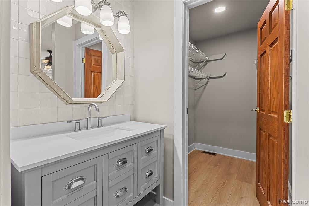 6552 Orion Road Rochester Hills, MI 48306 - Photo 33 of 53 Gallery Image 33
