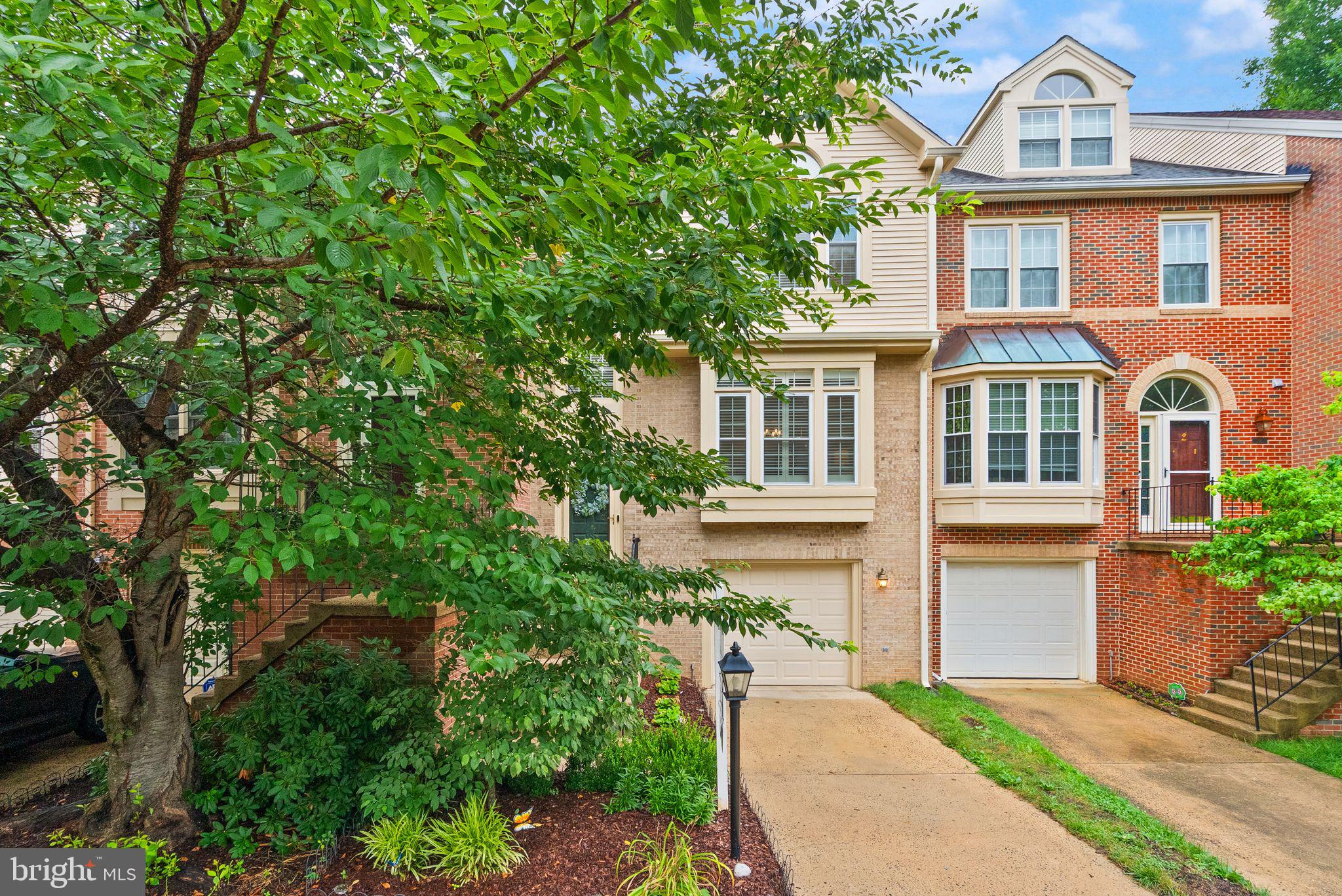 3855 Inverness Road Fairfax, VA 22033 - Photo 4 of 87