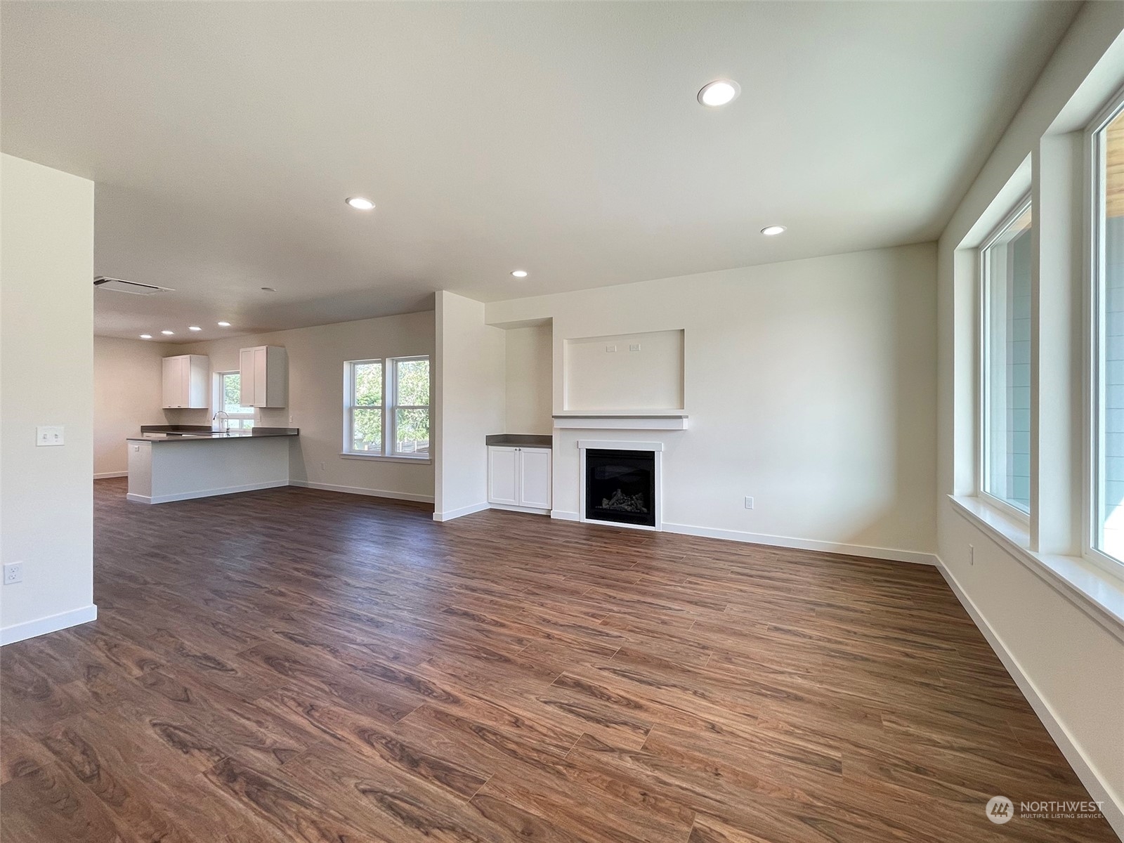 1402 Rook Drive Port Angeles, WA 98362 - Photo 9 of 40 Gallery Image 9