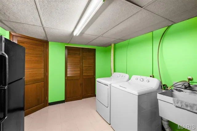 $599,000 | 1889 North Signal Hills Drive, Kirkwood, MO 63122