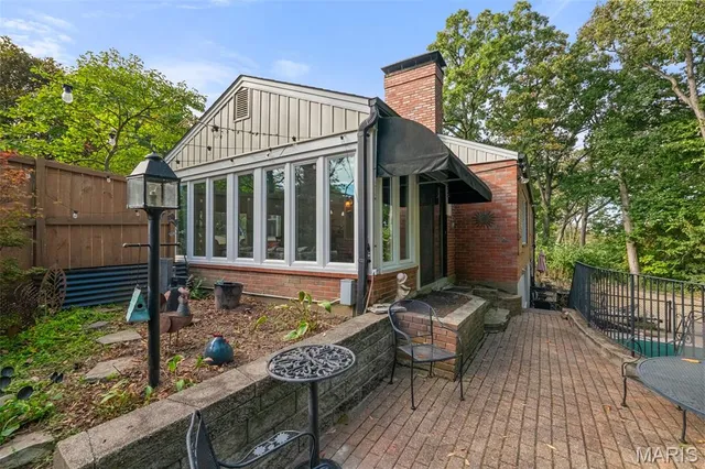 $599,000 | 1889 North Signal Hills Drive, Kirkwood, MO 63122