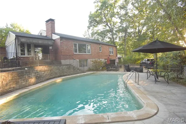 $599,000 | 1889 North Signal Hills Drive, Kirkwood, MO 63122