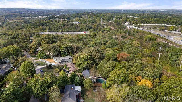 $599,000 | 1889 North Signal Hills Drive, Kirkwood, MO 63122