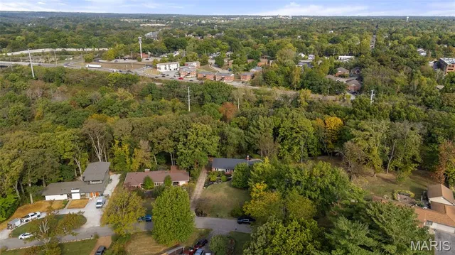 $599,000 | 1889 North Signal Hills Drive, Kirkwood, MO 63122