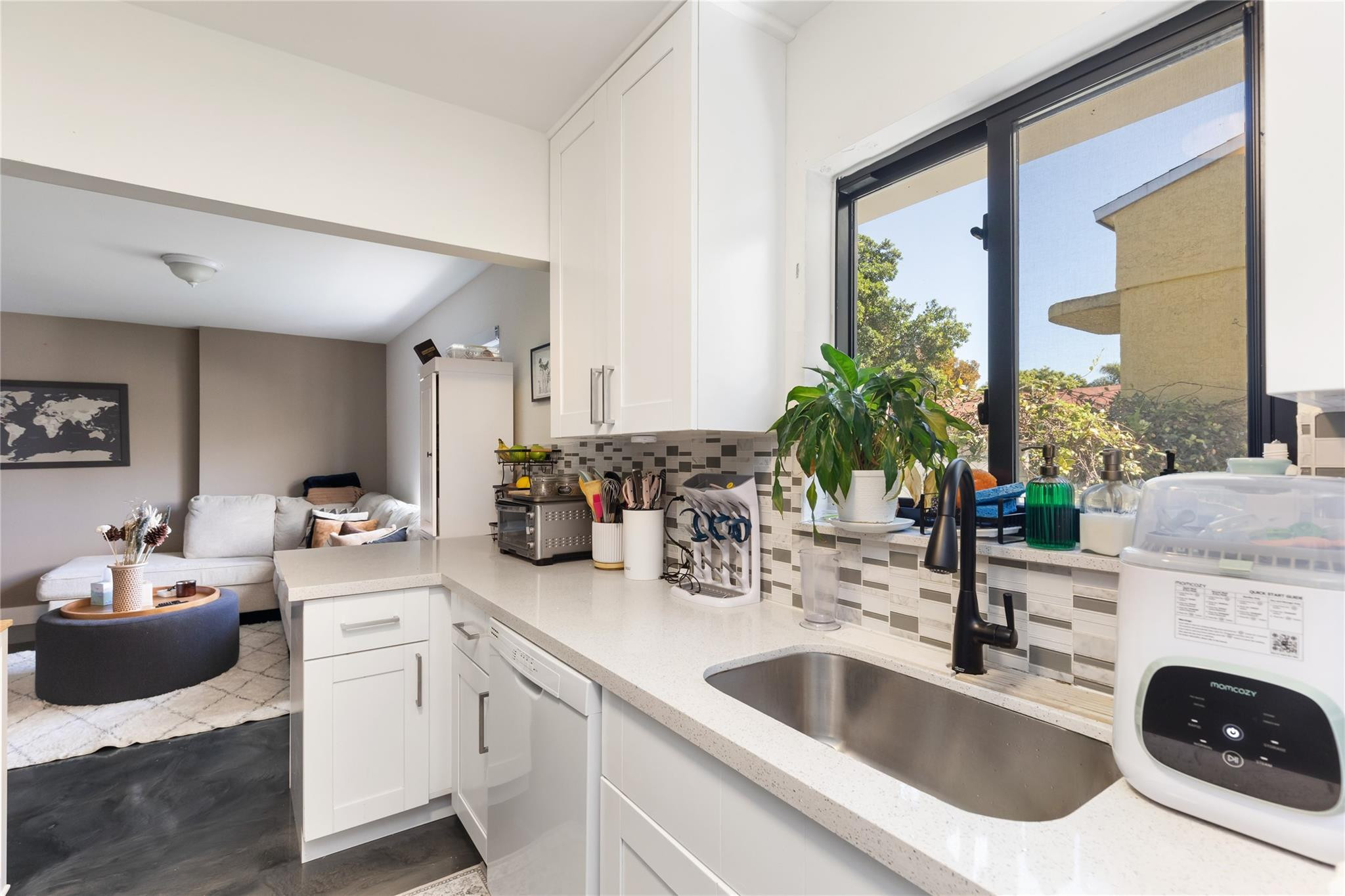 3461 Southwest 24th Street Miami, FL 33145 - Photo 12 of 55 Photo 12