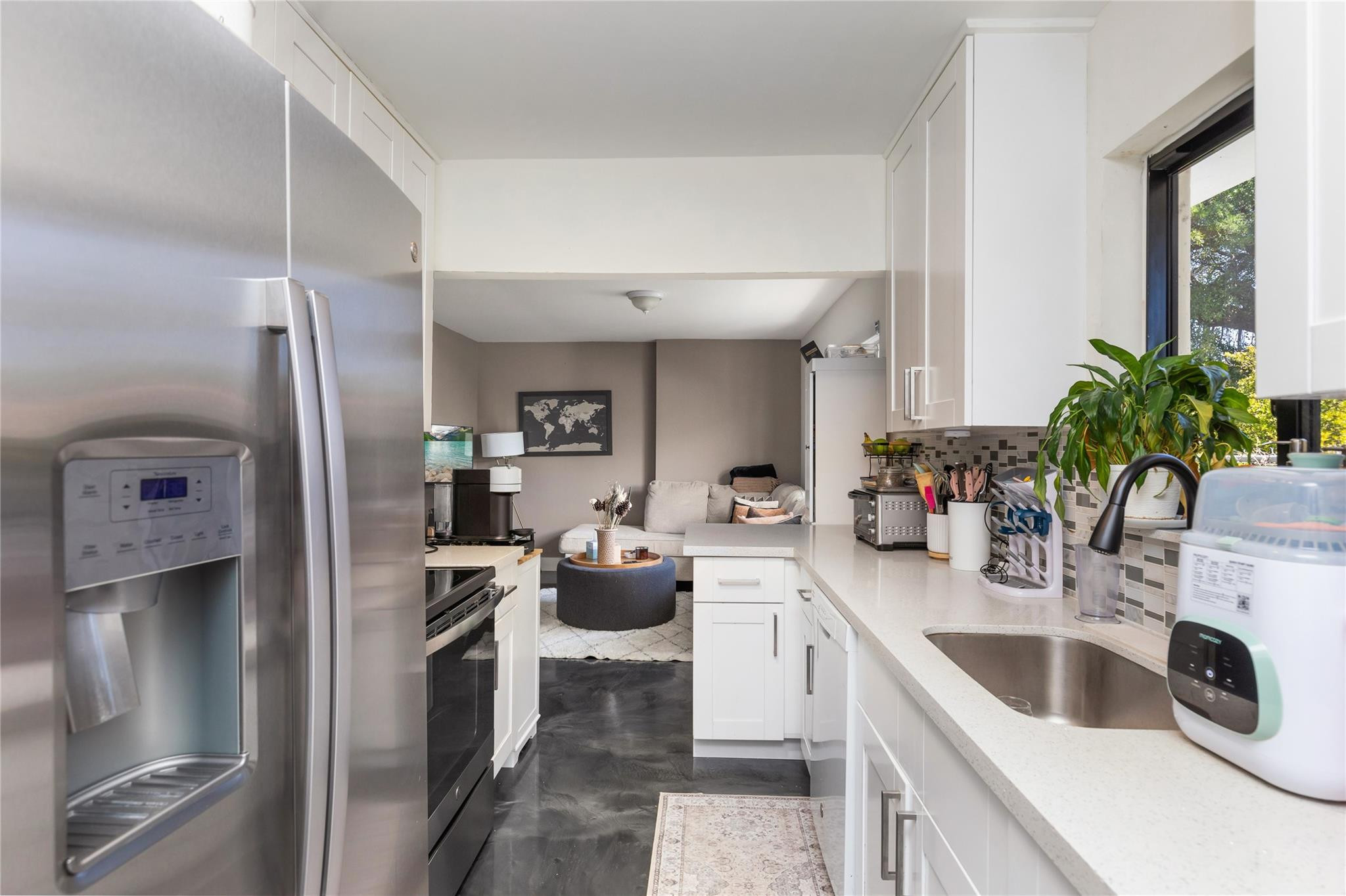 3461 Southwest 24th Street Miami, FL 33145 - Photo 10 of 55 Photo 10