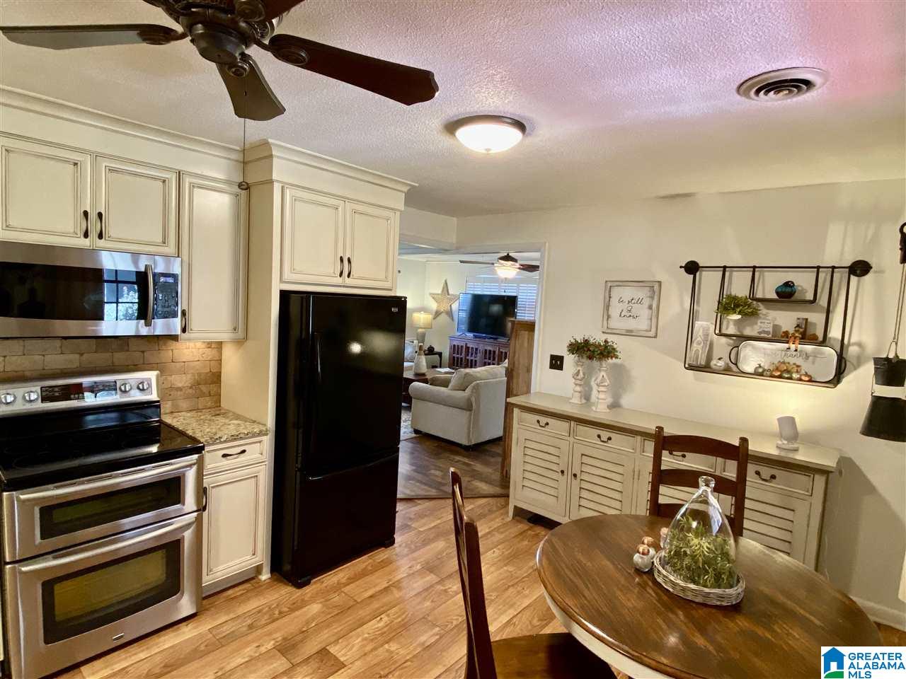 5147 Terry Heights Road Pinson, AL 35126 - Photo 7 of 34