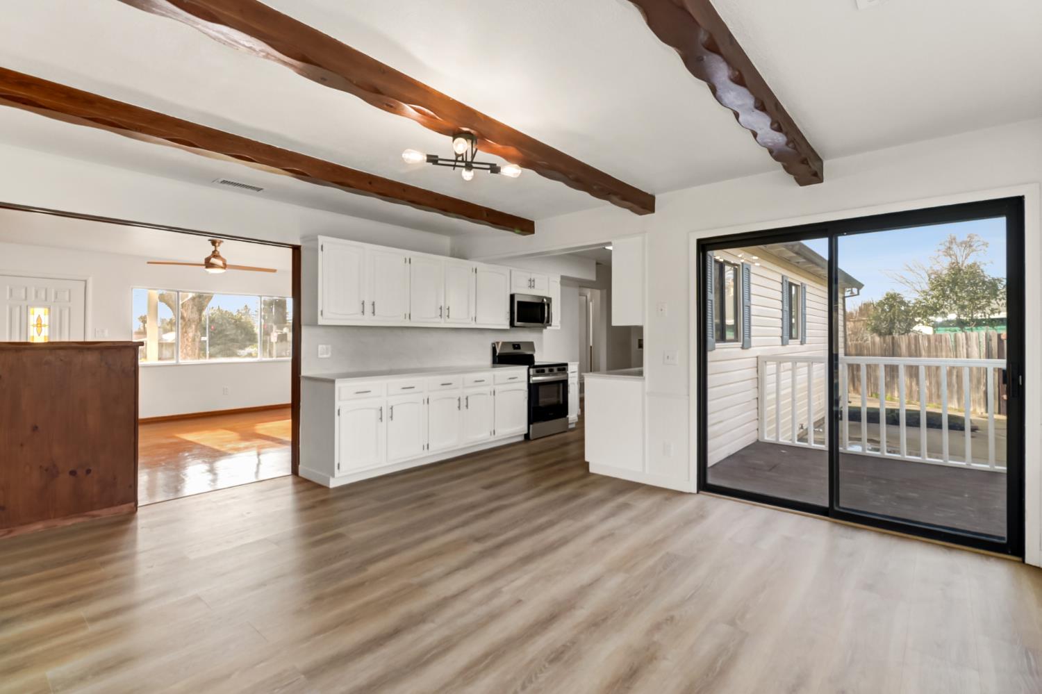 7055 Winding Way Fair Oaks, CA 95628 - Photo 11 of 48